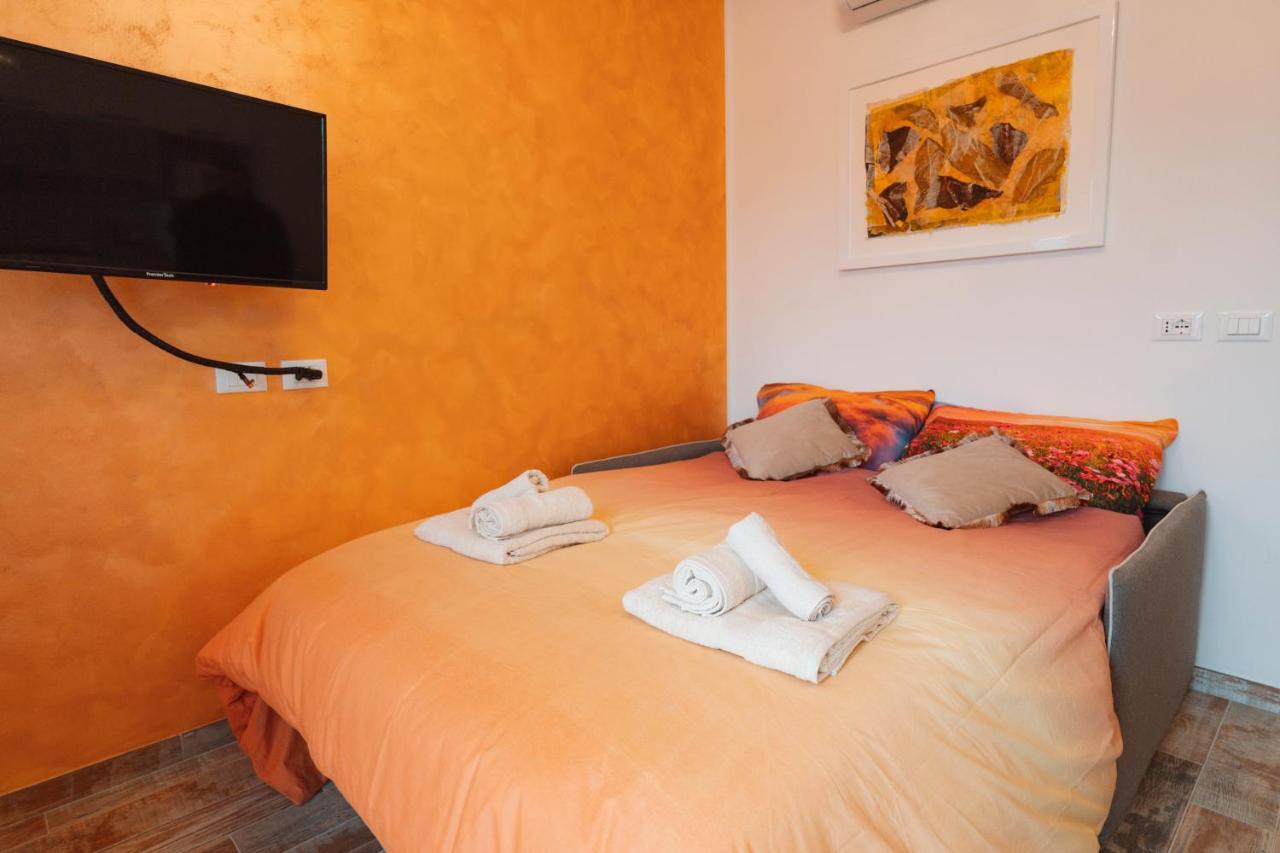 Ferienwohnung San Giusto Elegante Bilocale Con Balcone E Vista Triest Exterior foto